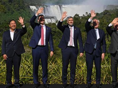 Líderes de la región en cumbre Mercosur