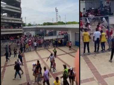 Captura de las imágenes de la personas entrando a la fuerza al estadio.