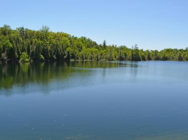Durante siglos, el lago Crawford absorbió silenciosamente los signos de cambio del mundo exterior.