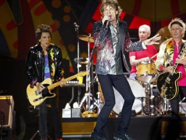 Mick Jagger junto a sus amigos y colegas: los Rolling Stones.