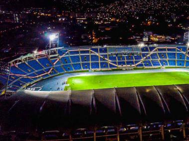 El estadio Pascual Guerrero tuvo una inversión cercana a los 11.000 millones de pesos para tener iluminación led.