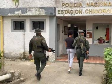 Fue dejada a disposición de la Fiscalía 135  Seccional Unidad de Genero de Antioquia.