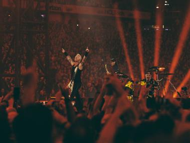 NYT: James Hetfield, Robert Trujillo y Lars Ulrich en la gira mundial M72 de Metallica en Nueva Jersey en agosto.
