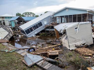 Casas destruidas en la localidad de Horseshoe Beach, en Florida.