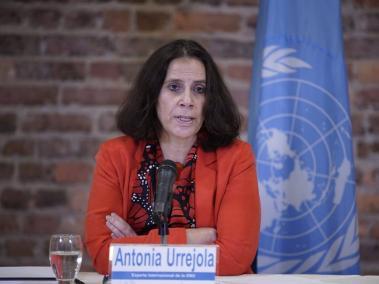 Antonia Urrejola, designada de la ONU en rueda de prensa.