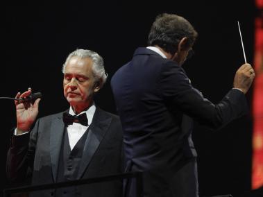 Andrea Bocelli celebra 30 años de carrera artística.