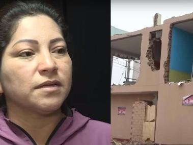 Mujer que demolió su casa.