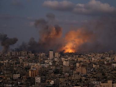 Israel continúa atacando la franja de Gaza