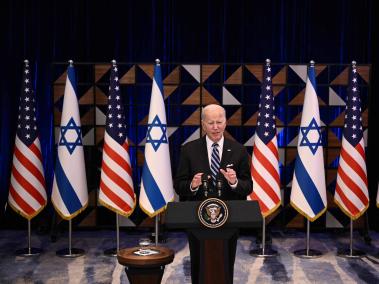 El presidente de Estados Unidos, Joe Biden, en una rueda de prensa en Tel Aviv.