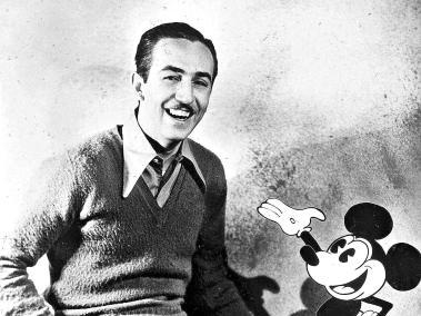 En sus presentaciones y programas de TV, Walt Disney siempre aparecía sonriente y optimista, como Mickey, su álter ego, personaje al que le dio su voz durante un par de décadas.