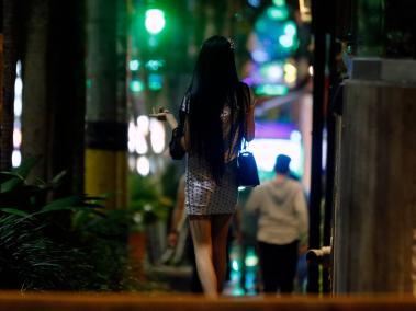 El aumento del turismo en Medellín dejó a la capital antioqueña como la segunda ciudad del país donde más extranjeros llegaron en 2022 y desnudó la compleja problemática de la explotación sexual de niños, niñas y adolescentes en apartamentos y fincas de recreo de la ciudad y sus alrededores.
