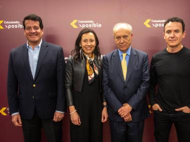 De izquierda a derecha: Felipe Bayón, Raquel Bernal, Luis Carlos Arango y Fonseca