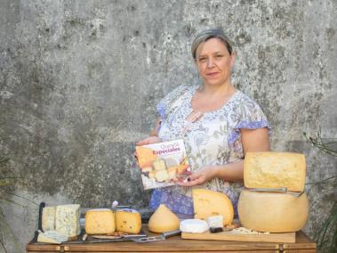 Beatriz Coste se especializa en comunicar las bondades y novedades del mundo quesero.
