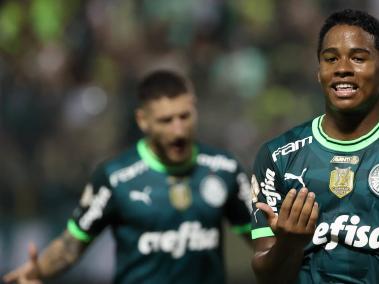 Endrick (der.), la nueva joya de Palmeiras.