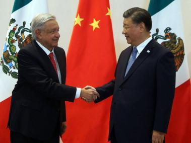 El presidente de México, Andrés Manuel López Obrador (izq.), y el presidente de China, Xi Jinping.