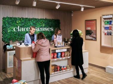 Con 1.000 tiendas en toda España, Clarel es la principal cadena de retail de belleza de ese país.