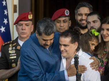 Saab fue recibido por Maduro en Miraflores.