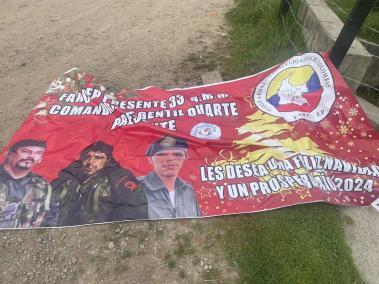 Encuentran pancarta de las FARC cerca a Bogotá