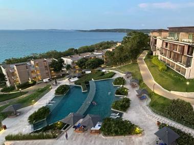 Vista de la zona principal de habitaciones del hotelero Sofitel Barú Calablanca Beach Resort.