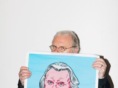 NYT: Jon Fosse, con un póster suyo de una tienda de regalos de Oslo, ganó el Premio Nobel de Literatura 2023.