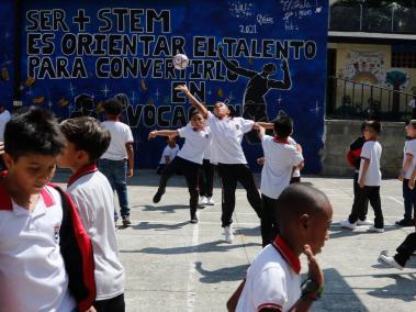 Estudiantes de instituciones educativas oficiales de Medellín