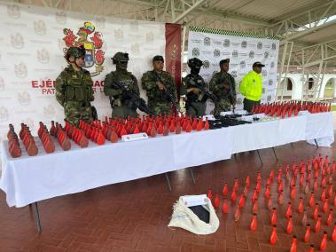 Ejército encontró material para fabricar explosivos en zona rural de Argelia, Cauca.