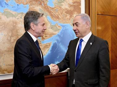El secretario de Estado de EE. UU., Antony Blinken, y el primer ministro israelí Benjamín Netanyahu.