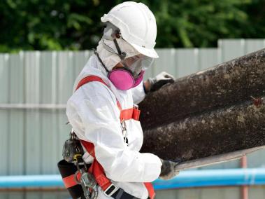 Por sus propiedades ignifugas y aislantes, el asbesto se utilizó mucho en la construcción.