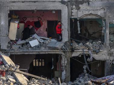 Escombros de un edificio en Rafah tras la operación de las fuerzas de seguridad israelíes en el sur de la Franja de Gaza.