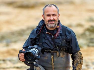 El fotógrafo español Mario Suárez, quien visita al país en el marco del Colombia Birdfair.