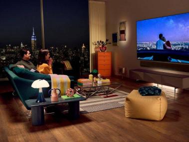 Los televisores LG OLED, son una opción imperdible, pues gracias a que cuentan con píxeles autoiluminados, ofrecen una experiencia visual sin precedentes.