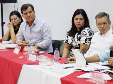 El gobernador Eduardo Verano se reunió con 66 empresarios.