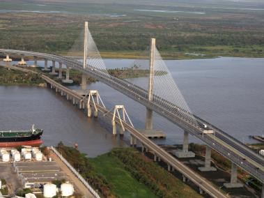 Puente Pumarejo que conecta a Barranquilla con el resto del país.