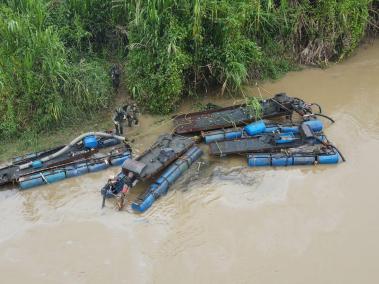 Unidades de minería ilegal destruidas por la Policía