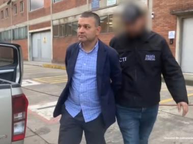 Exalcalde de Pereira, Carlos Amaya- Momento de la captura del exalcalde Carlos  Maya cuando estaba en Bogotá.