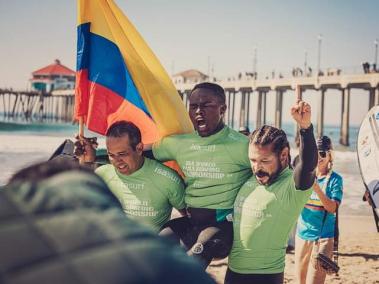 Freddy Marimón campeón mundial de Surf Adaptado
