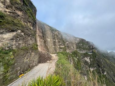 Derrumbe en la vía Panamericana, en Nariño.