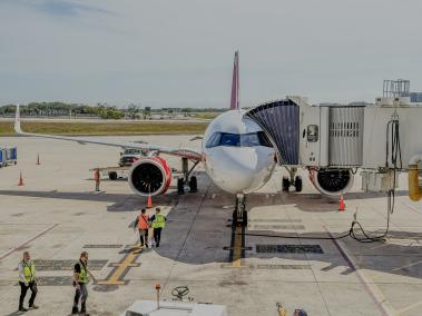 Vuelos inaugurales Colombia Fort Lauderdale y Tampa