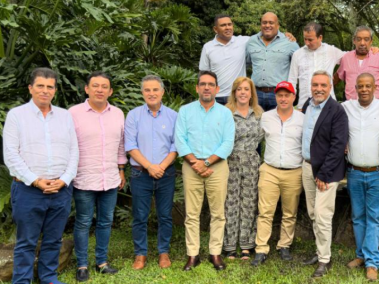 Tres exgobernadores anunciaron su interés de ser precandidatos presidenciales.