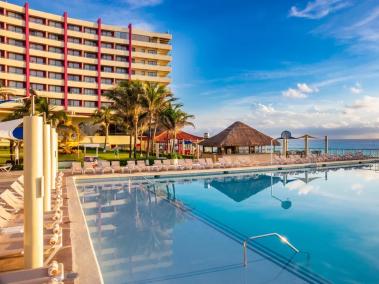 Crown Paradise Club Cancún