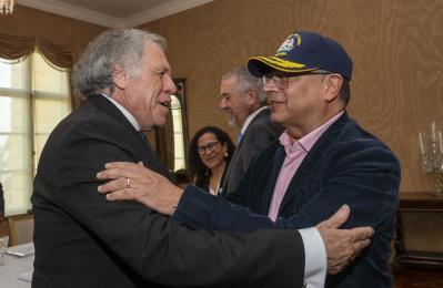 El presidente Gustavo Petro se reunió con el secretario general de la OEA, Luis Almagro.