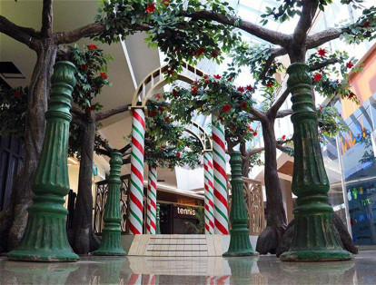 A Premium Plaza, de Medellín, llegará Papá Noel y los vefelices (gentilicio de quienes habitan allí) viven tranquilos y trabajan todo el año a favor de la fiesta más importante: Navidad.