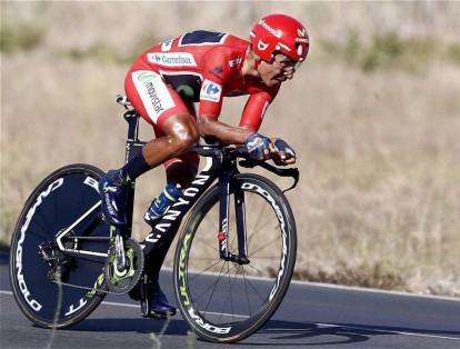 Pese a que estas competencias no son su fuerte, Nairo llegó 11 y mantuvo su liderato en La Vuelta 2016.