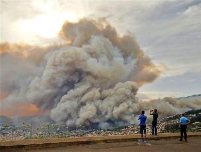 Por incendios varias casas se destruyeron en la región de Funchal, Portugal. Cerca de 250 personas fueron evacuadas para pasar la noche a salvo en instalaciones militares, el pasado 9 de agosto.