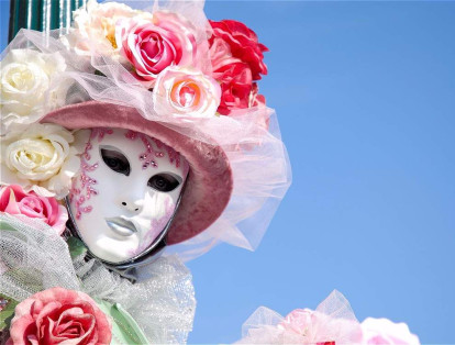 El carnaval se celebra desde el 11 hasta el 28 de febrero, con principales festivales culturales en Venecia, Italia.