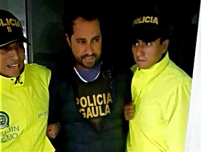 Rafael Uribe, sospechoso homicida, fue trasladado de la clínca a las instalaciones de Paloqueao para llevar a cabo la imputación de cargos.