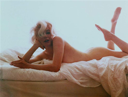 Tres radiografías de la caja torácica y la pelvis de Marilyn Monroe tomadas en 1954 fueron subastadas en el Planet Hollywood de Las Vegas por US$45.000.