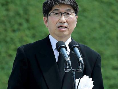 El alcalde de Nagasaki, Tomihisa Taue, brindó un discurso durante una ceremonia conmemorativa en el aniversario de los bombardeos atómicos.