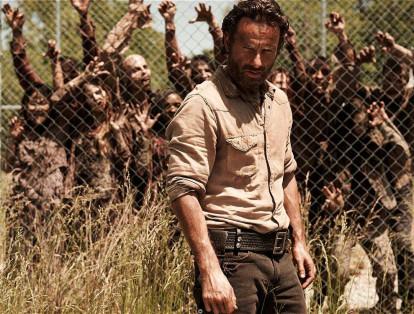 3. 'The Walking Dead' es una de las series con más adeptos en el mundo. Ya lleva seis temporadas y narra una historia de horror y lucha de un grupo de sobrevivientes a un virus zombi.
