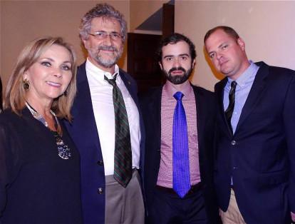 María Fernanda Pérez, Germán Vernaza, Pedro Agustín Valencia y Édgar José Simmonds.